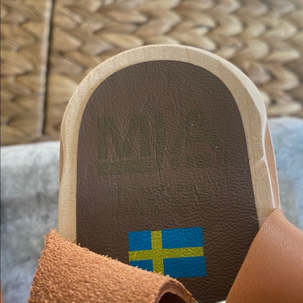 MIA Tan Leather Women's Sandals - Picture 5 of 8